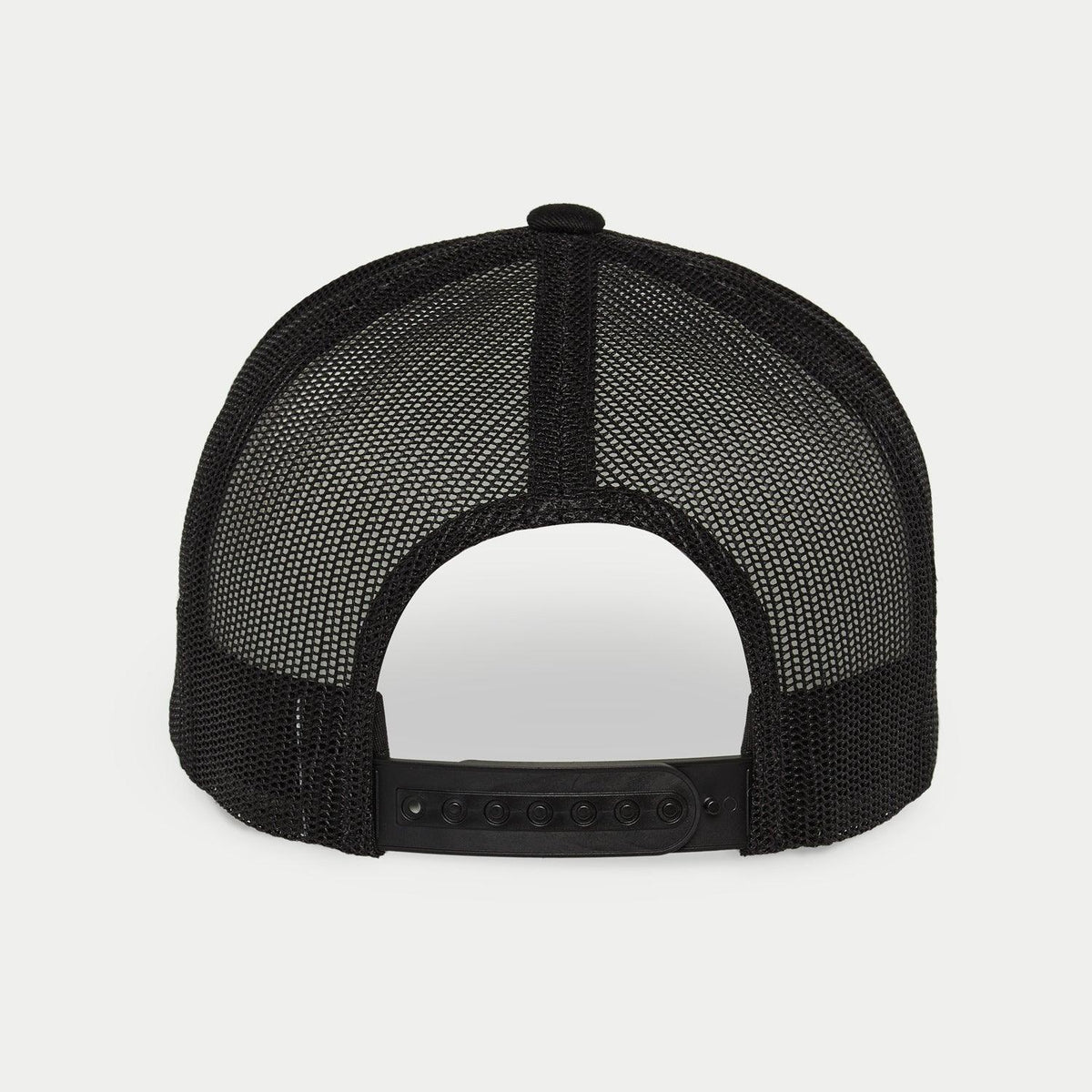 Casquette Snapback Flag Alpinestars, Noir Military, vue arrière présentant des empiècements en maille extensible noire et une fermeture snapback ajustable en plastique, accessoire de streetwear décontracté