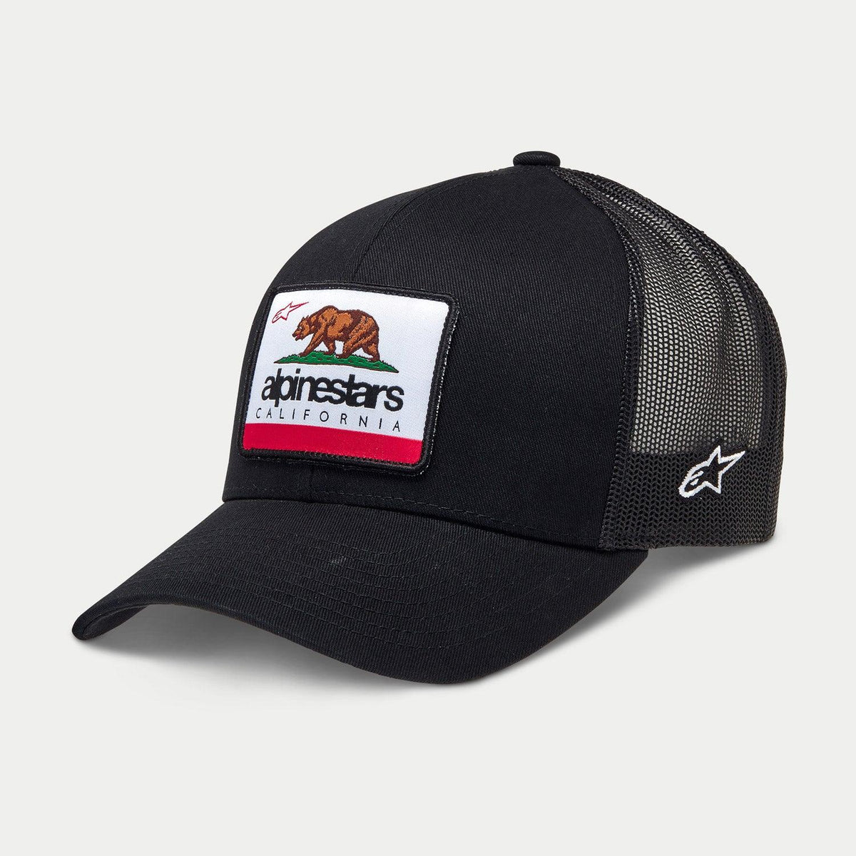 Casquette Alpinestars Cali 2.0, casquette trucker noire, patch tissé avec l'ours de Californie et le logo Alpinestars, visière courbée, arrière en mesh respirant, logo étoile blanc brodé sur le côté