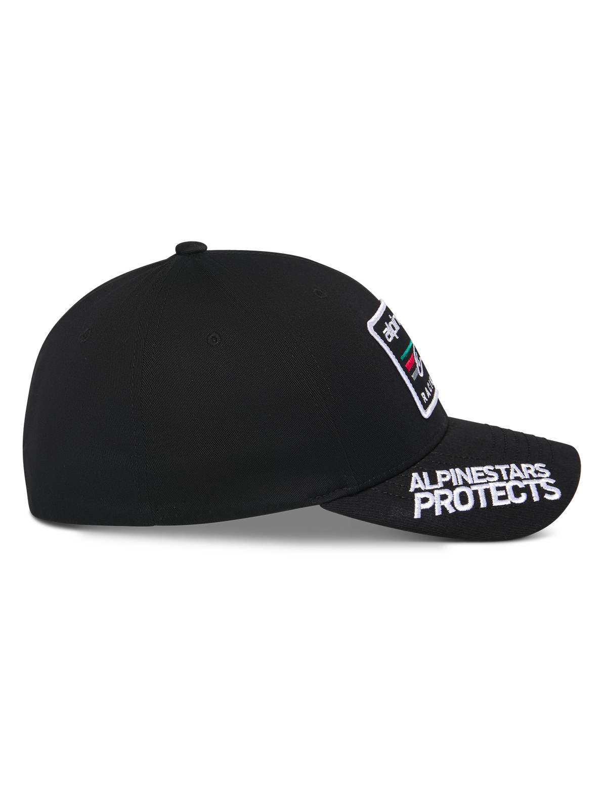 Casquette Alpinestars Surpass, noire, vue de profil, visière incurvée avec broderie blanche 'ALPINESTARS PROTECTS', couronne structurée avec écusson logo sur le devant, accessoire sportswear d'inspiration motorsport