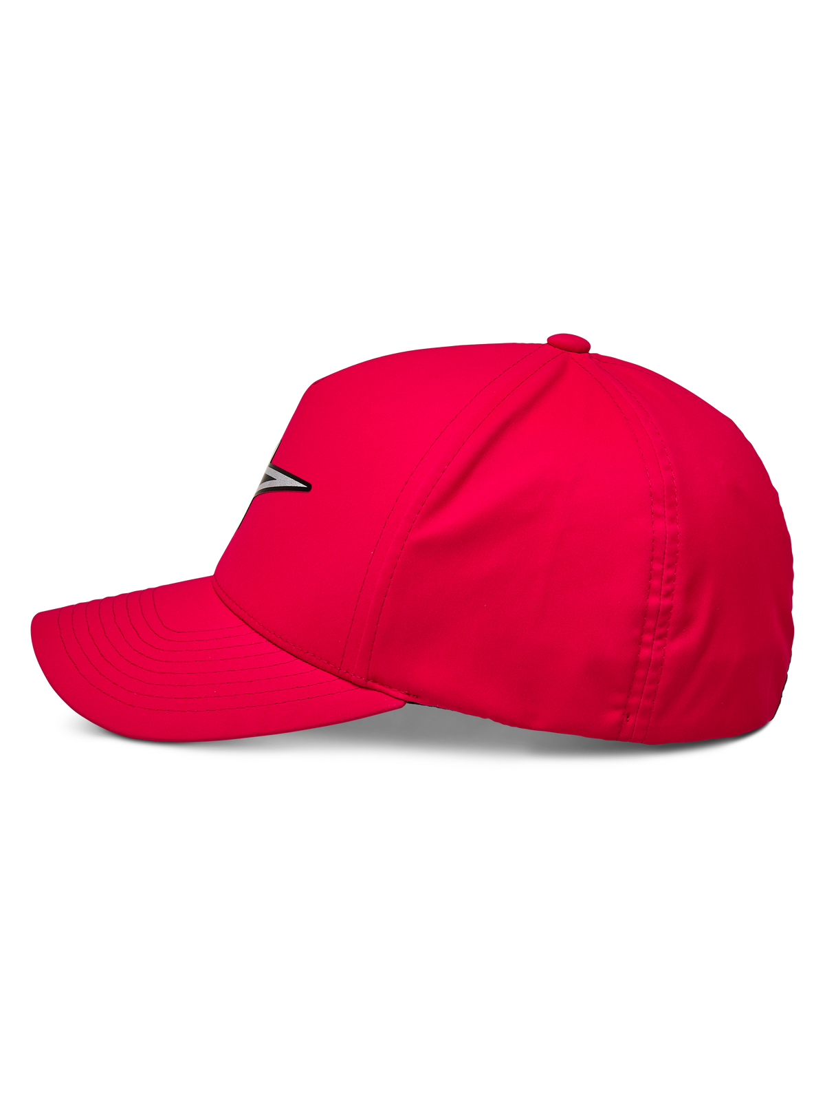 Casquette imperméable Alpinestars Ageless Reflex, casquette de baseball rouge, vue de profil montrant la visière incurvée et la couronne structurée, logo Astars réfléchissant à l'avant, vêtement de sport technique décontracté