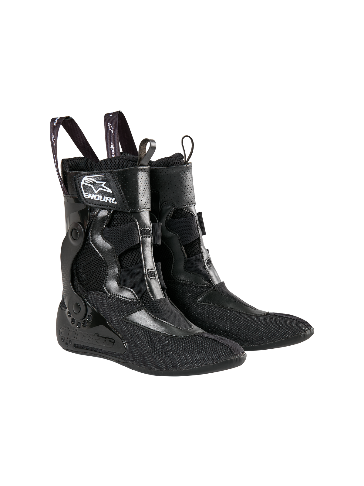 Chaussons intérieurs Alpinestars Tech 10 Enduro, noirs, construction en textile et mesh, logo Alpinestars blanc et marquage 'ENDURO', boucles de tirage avec logos étoilés, avec renfort de cheville interne pour la performance en motocross