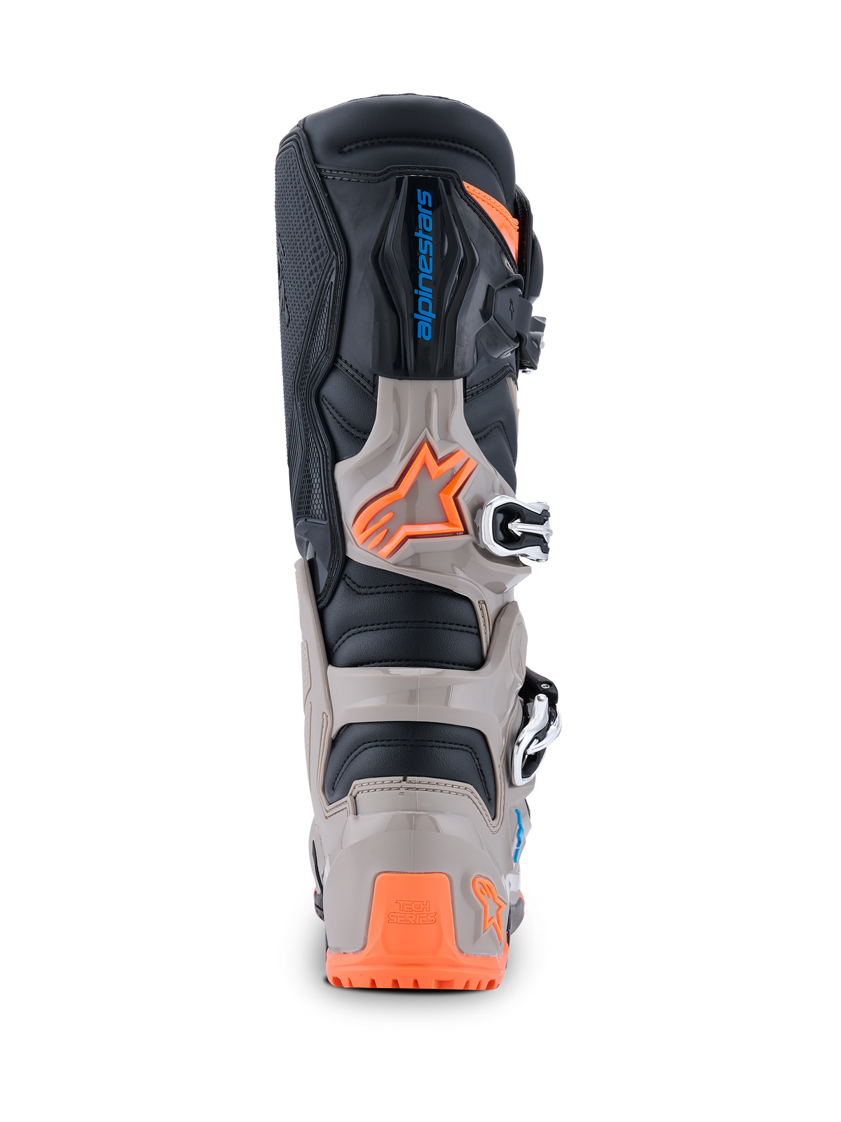 Bottes Alpinestars 2026 Tech 7 Enduro, vue arrière, noir, gris chaud et orange fluo, avec protection TPU, logo Alpinestars et système de boucles sécurisé pour le pilotage tout-terrain