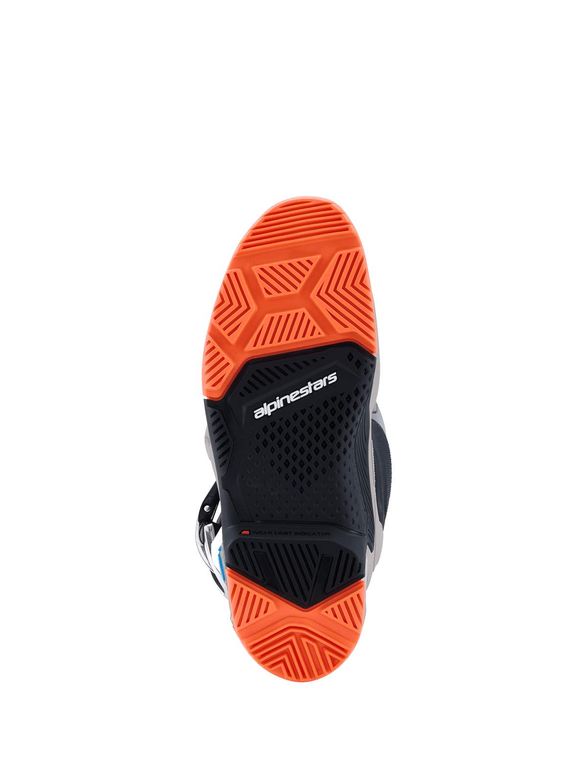 Bottes Alpinestars Tech 7 Enduro 2026, vue de dessous de la semelle spécialisée à double composé, noir et orange fluo, motifs de sculpture complexes pour une adhérence tout-terrain supérieure, avec logo Alpinestars et indicateur de limite d'usure.
