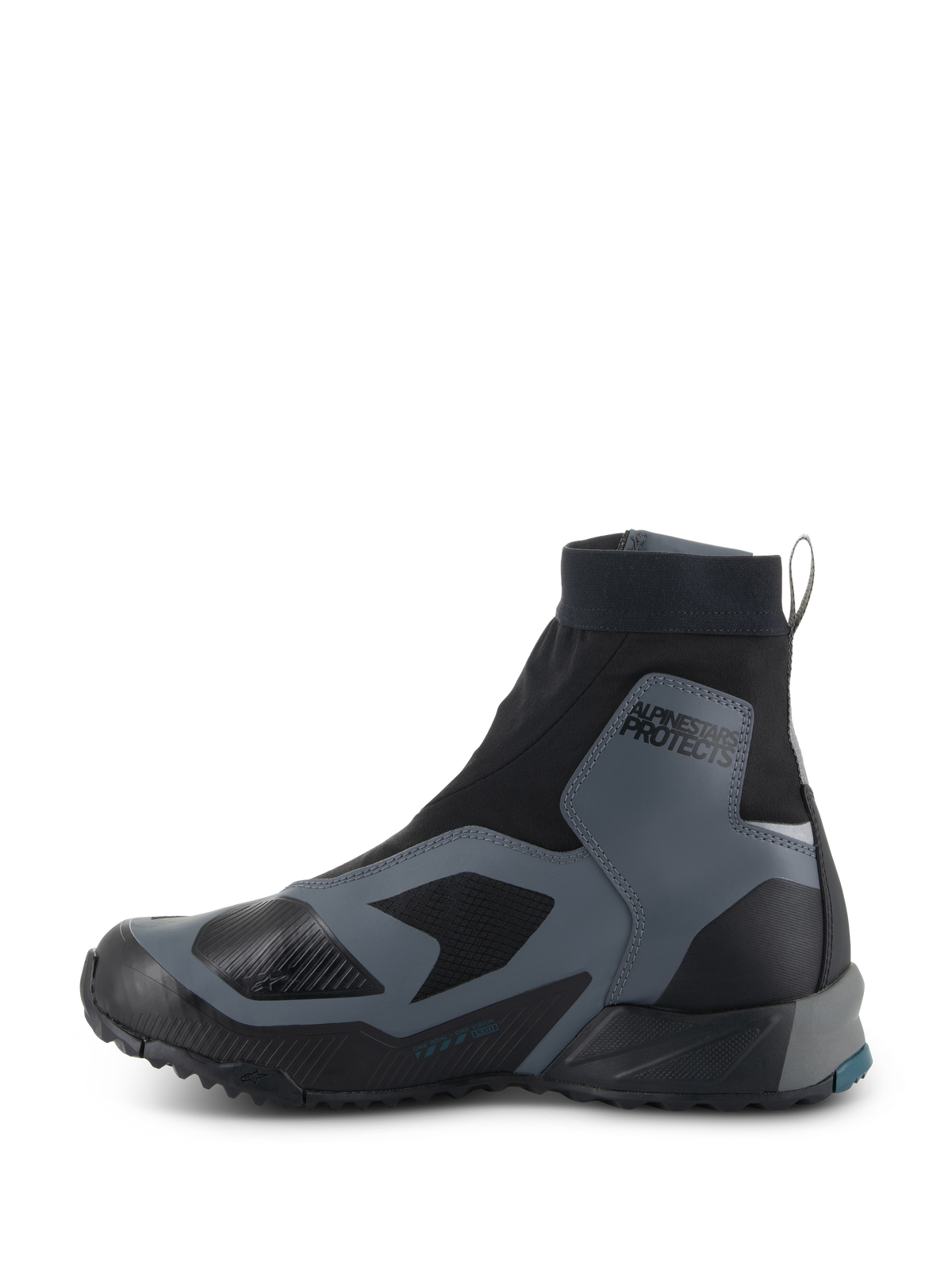 Chaussures Alpinestars CR-8 GORE-TEX, chaussures de moto, noir et gris foncé, profil latéral montrant le chausson extensible haut, les renforts de protection, le marquage « ALPINESTARS PROTECTS » à la cheville et une semelle en caoutchouc durable, imperméables et respirantes pour le touring d'aventure.