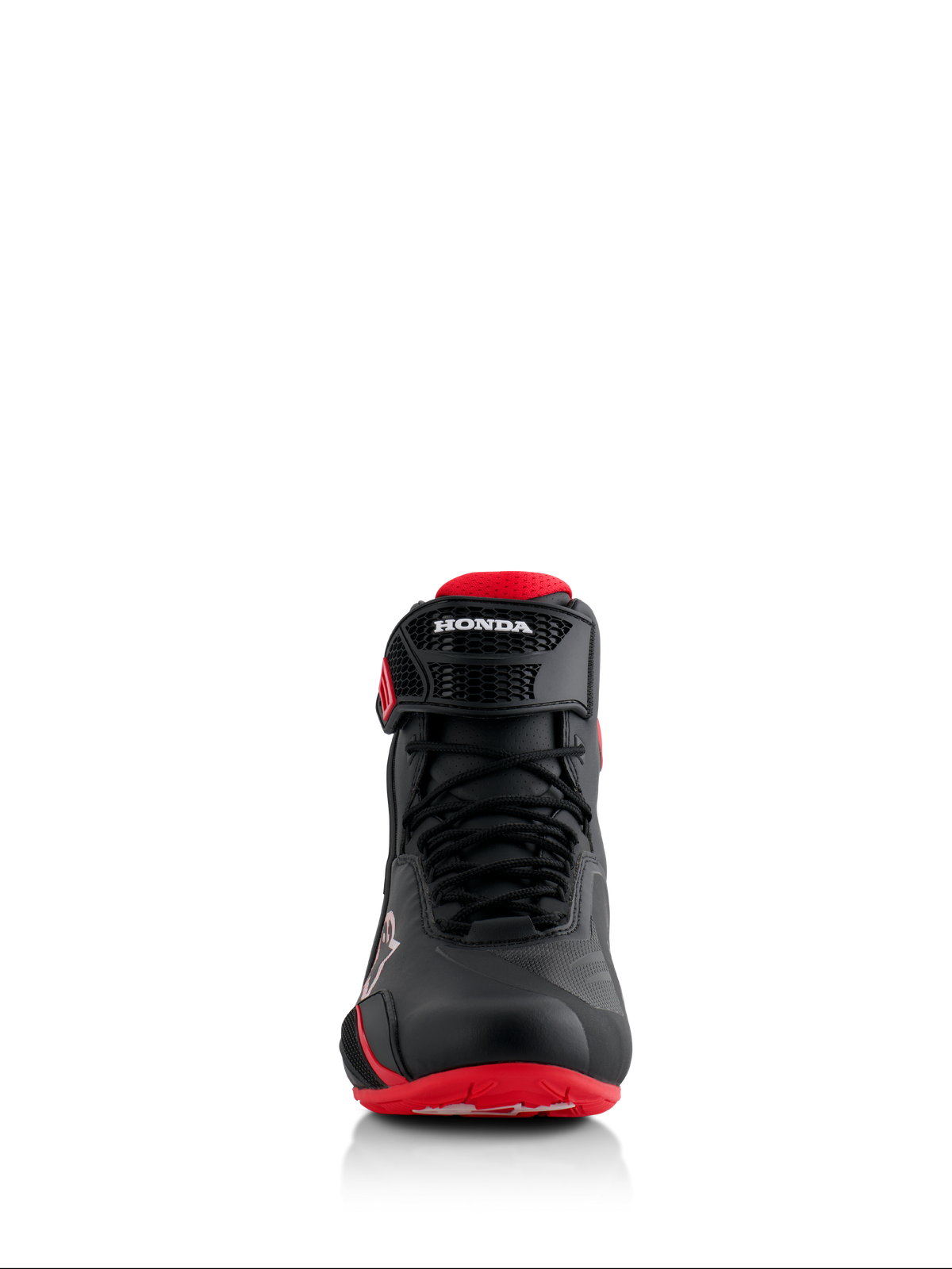 Chaussures Alpinestars Honda Faster-4, noir et rouge, vue de face, dotées d'une construction en microfibre sans couture, d'une fermeture à lacets et d'une sangle de cheville réglable avec marquage Honda