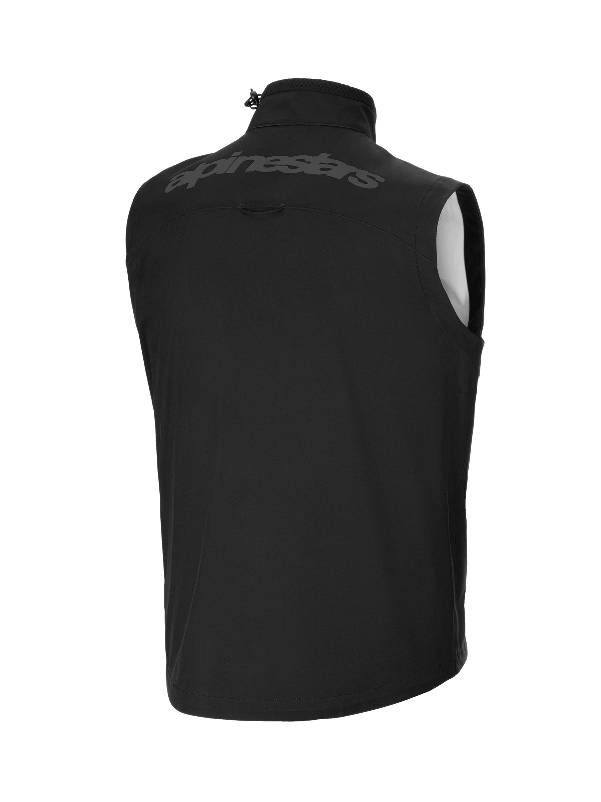 Gilet Softshell Alpinestars Techstar, noir, vue arrière présentant un large logo Alpinestars ton sur ton sur le haut du dos, matériau softshell léger et coupe-vent, col haut avec cordon de réglage, conception ergonomique sans manches pour la superposition d'équipements tout-terrain.