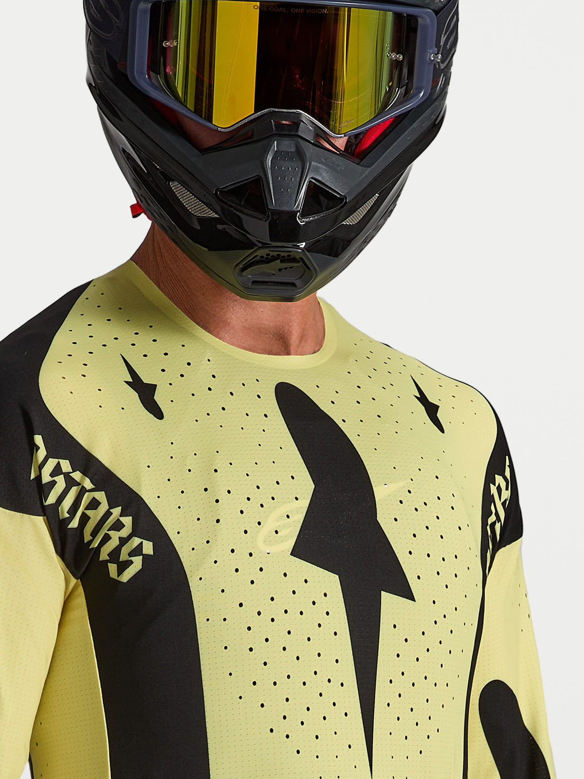 Alpinestars 2027 Techstar Atrox Jersey, Men's Motocross Jersey, Yellow and Black, with breathable laser-cut perforations.