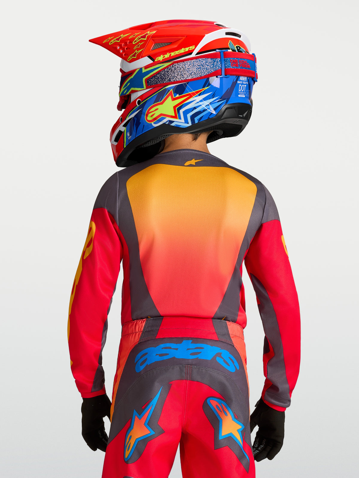 Alpinestars Maillot Fluid Hunt Junior 2027, maillot de motocross rouge et gris, vue de dos, évacuant l'humidité.
