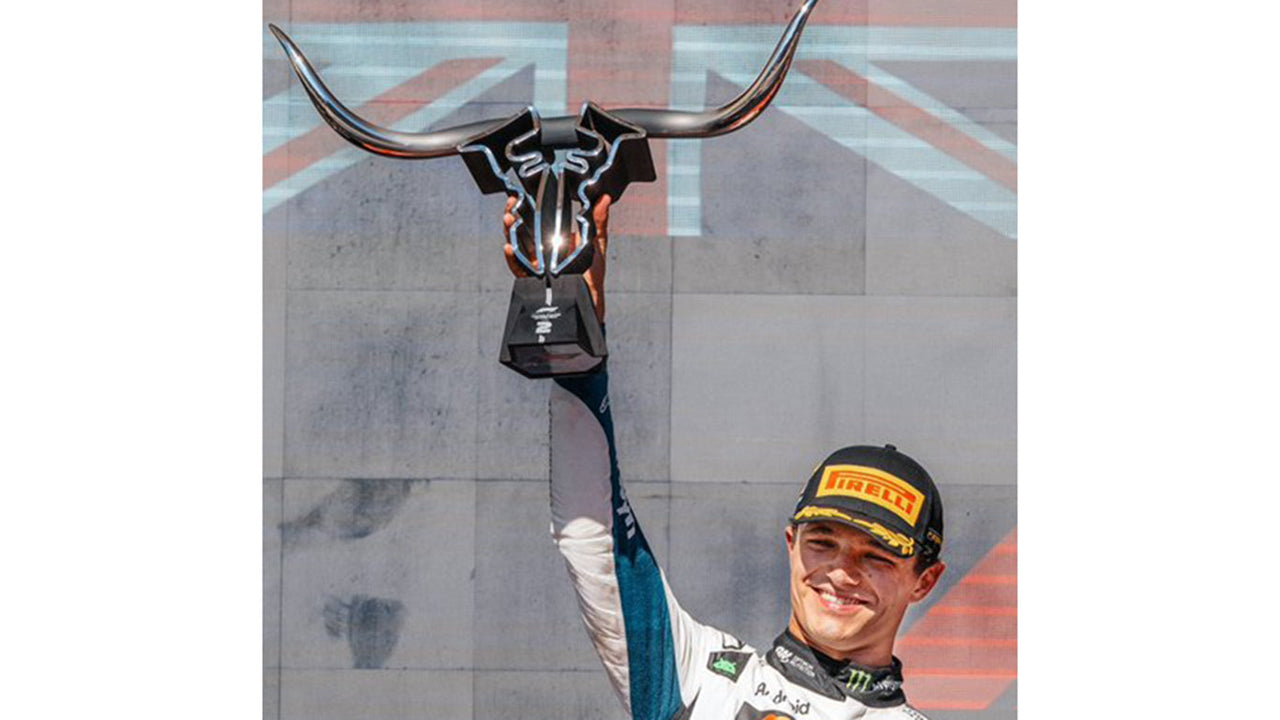 LANDO NORRIS MÈNE LA CHARGE D'ALPINESTARS EN FORMULE 1 LORS DU GRAND PRIX DES ÉTATS-UNIS AU TEXAS
