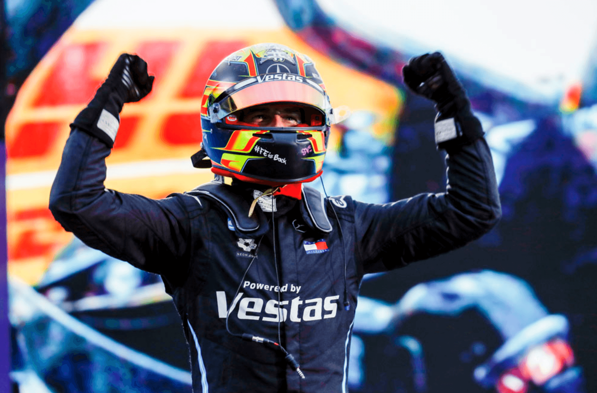 RAST mène à la maison ASTARS PODIUM LOCKOUT EN DTM RACE 1 à Lausitzrin