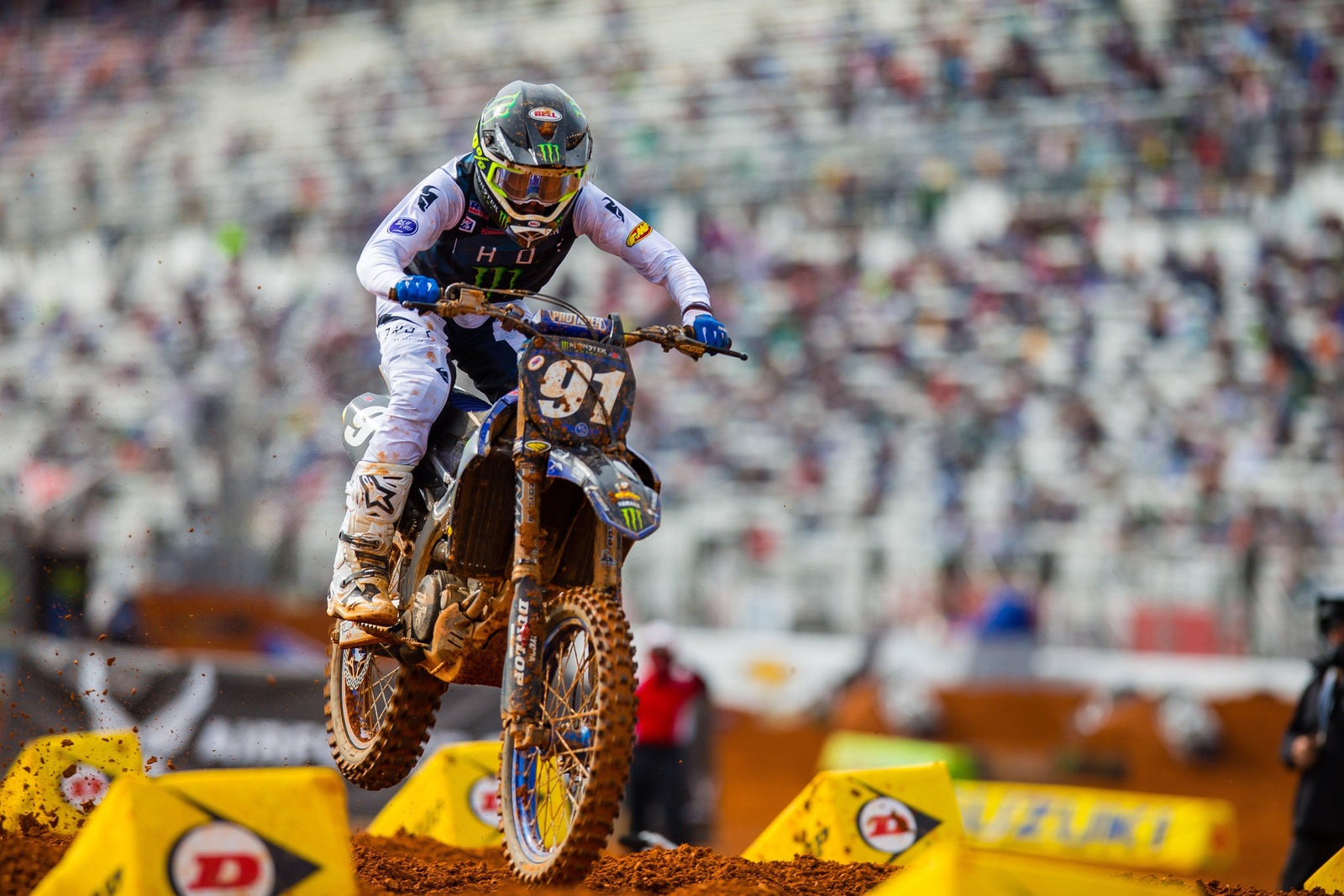 Nate Thrasher fait d'assaut la victoire dominante de 250sx West Race à Atlanta 1, Justin Cooper deuxième