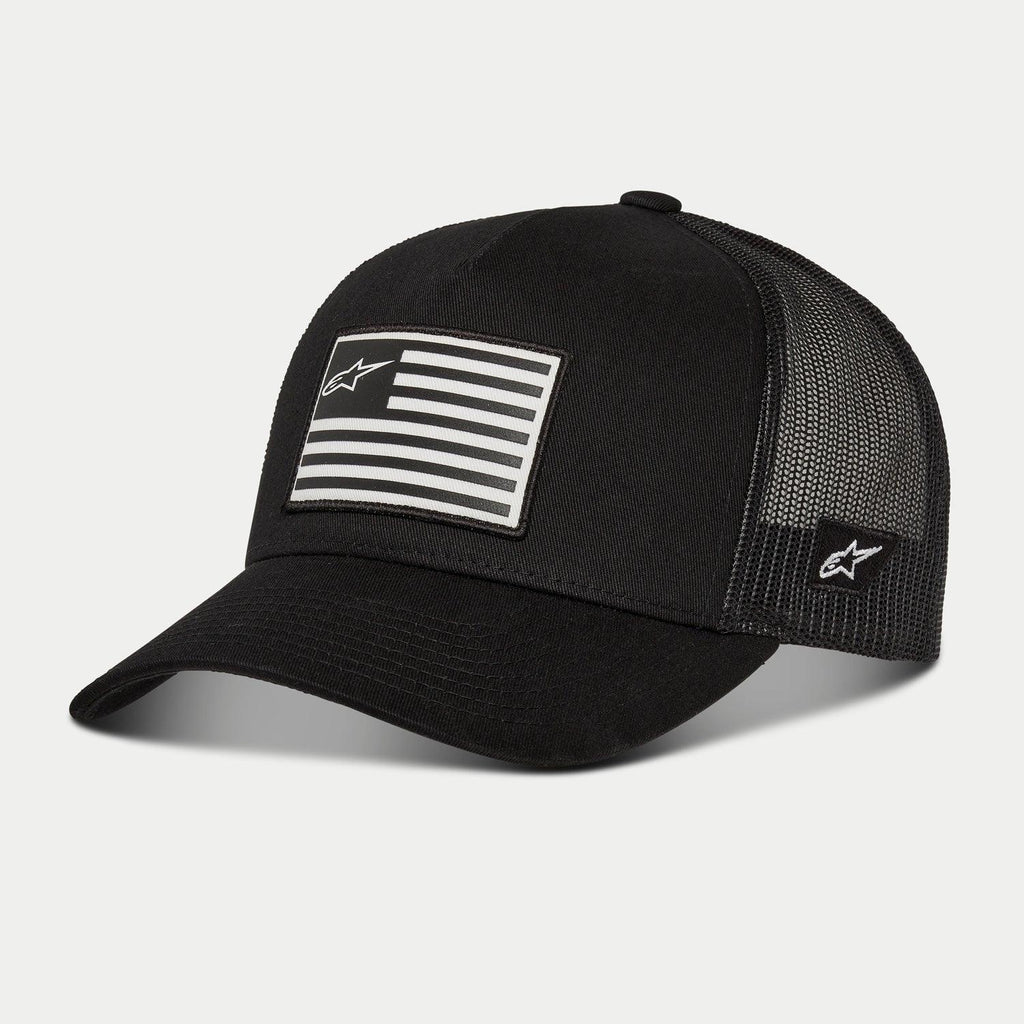 Casquette Snapback Flag Alpinestars, noir, casquette de baseball dotée d'un dos en maille noire et d'une visière courbée, patch drapeau imprimé à l'avant avec logo Alpinestars, broderie du logo sur le côté, couvre-chef décontracté inspiré du sport automobile