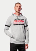 Sweat à capuche Alpinestars Club, streetwear décontracté, gris chiné avec capuche doublée de jersey rouge, graphisme ASTARS RACING AHEAD, bandes horizontales noires sur la poitrine et les manches, sweat en polaire d'inspiration sport automobile