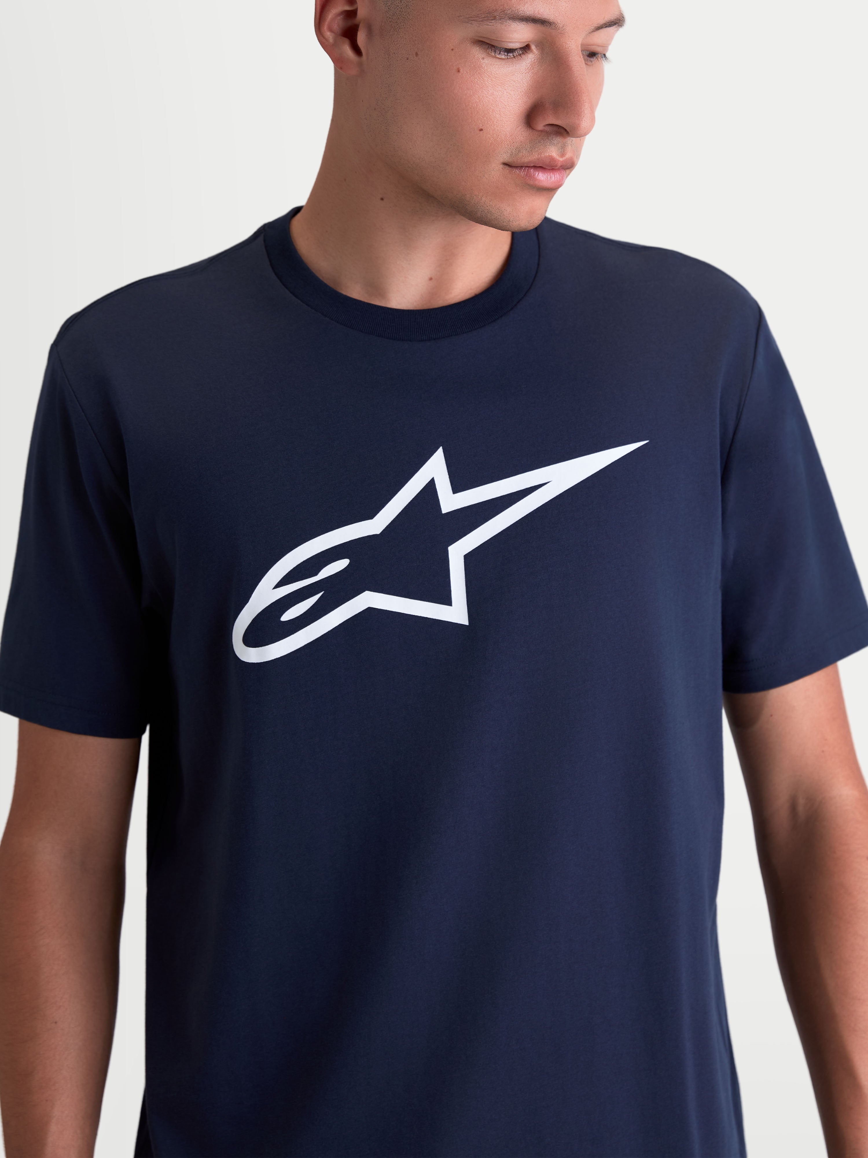Alpinestars T-Shirt Ageless 2.0 CSF, t-shirt sportswear à manches courtes pour homme, bleu marine avec logo Ageless blanc sur la poitrine, coupe ajustée, style décontracté