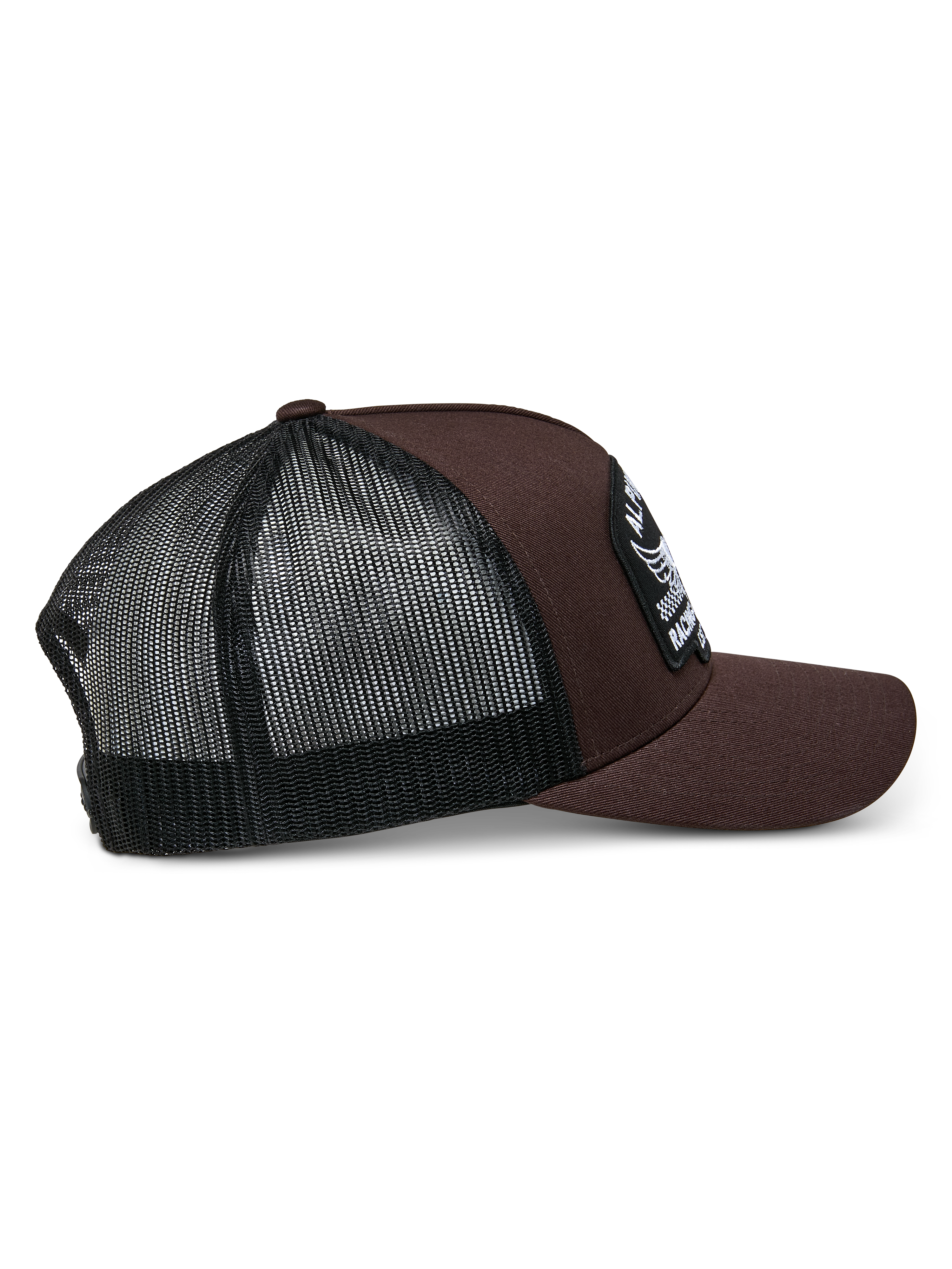 Casquette Trucker Alpinestars Heritage Patch, marron et noir, dotée d'une couronne structurée avec un grand écusson brodé, une visière courbée et un arrière en maille noire, design décontracté inspiré du sport automobile