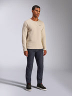 Alpinestars Positive Crew, sweatshirt à col rond, blanc cassé, style streetwear décontracté, avec petit logo A-star noir sur la poitrine, col côtelé avec couture en V, manches longues, design moderne inspiré du sport automobile