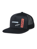 Casquette Trucker Alpinestars Alter, casquette trucker noire avec couronne structurée et visière plate, dos en mesh respirant, dotée d'une bande réfléchissante grise horizontale, d'un logo A-star blanc et d'un motif astars vertical orange, streetwear décontracté inspiré du sport automobile