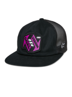 Alpinestars That Way Trucker Hat, casquette snapback noire avec arrière en mesh, visière plate, patch rose et violet « Vision One Goal », logo étoile Alpinestars blanc, sportswear décontracté