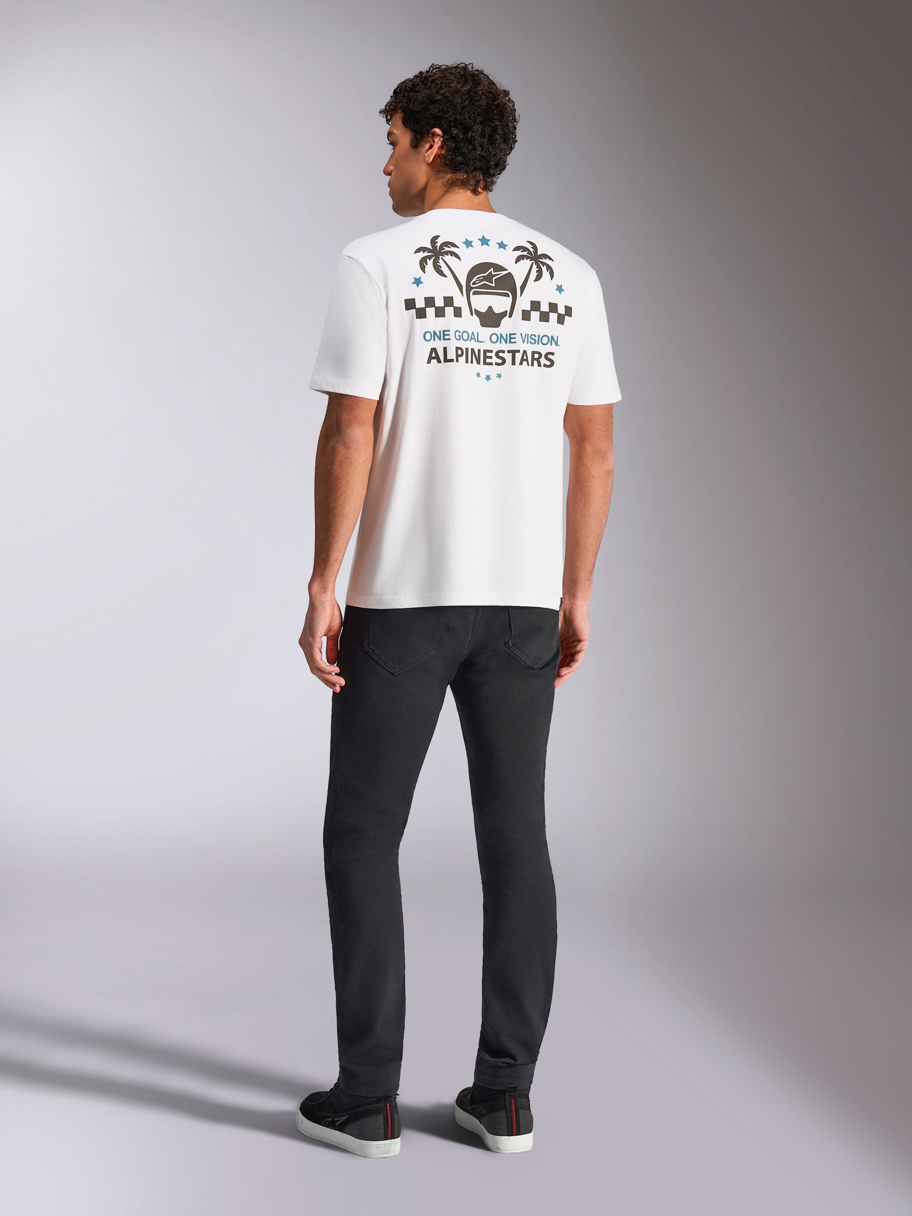 Alpinestars Order CSF Tee, t-shirt à manches courtes, blanc, vue de dos avec graphisme de palmiers et de casque, slogan « One Goal One Vision », streetwear décontracté.