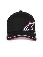 Casquette Alpinestars Corp Shift Relay, casquette de baseball noire, visière incurvée avec liseré blanc et sandwich rouge, logo Astars brodé en 3D blanc et rouge sur le devant, style sportswear décontracté inspiré du sport automobile
