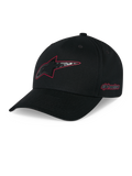 Casquette Snapback Alpinestars Carbon Fiber, noire, visière incurvée avec couronne structurée, logo Astars à l'avant avec contour rouge et aspect fibre de carbone, inscription Alpinestars rouge sur le côté, couvre-chef décontracté style motorsport