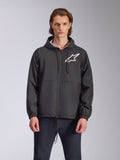Alpinestars Speeder Chromium Windbreak Jacket, veste noire à capuche avec un logo étoile blanc sur la poitrine, dotée d'une fermeture éclair frontale, d'une capuche à cordon de serrage et de poignets élastiques, style streetwear décontracté inspiré des sports mécaniques
