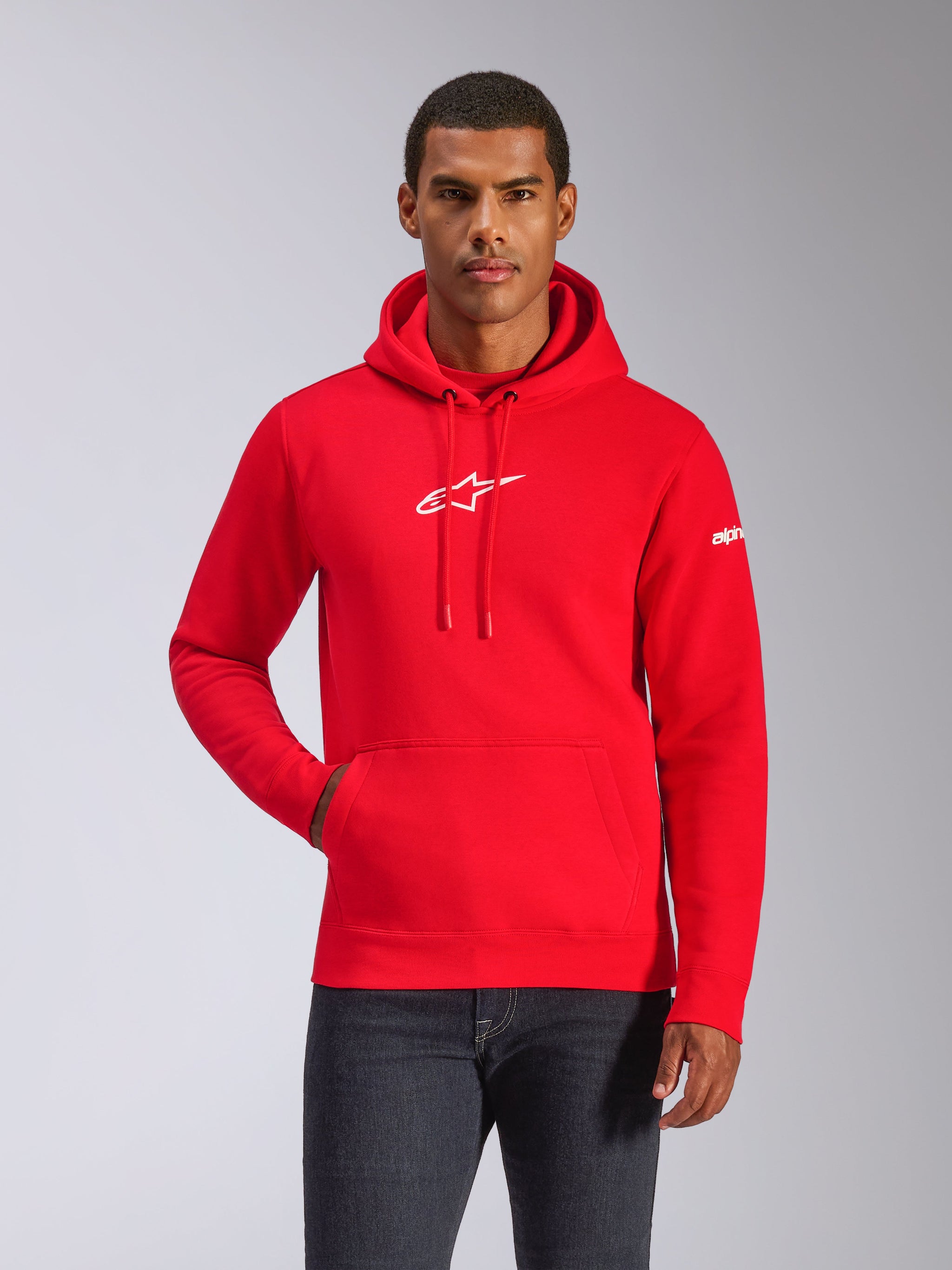 Sweat à capuche Frontal Alpinestars, rouge, sweat à capuche en polaire avec logo blanc sur la poitrine et marquage sur la manche, doté d'une poche kangourou et d'une capuche à cordon, style streetwear décontracté inspiré du sport automobile