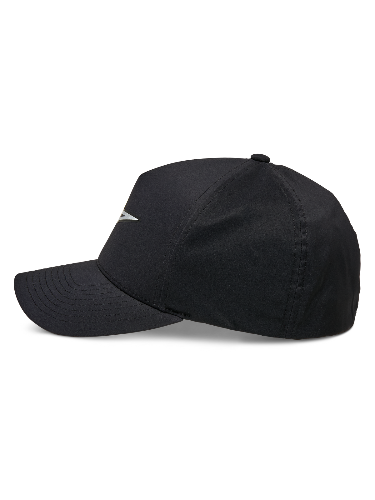 Casquette imperméable Alpinestars Ageless Reflex, noire, vue de profil d'une casquette à visière incurvée avec une couronne structurée, dotée d'un logo Astars réfléchissant et d'un tissu technique imperméable, couvre-chef performant et décontracté