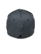 Casquette Alpinestars Ride Sonic, Gris Anthracite, vue arrière présentant le design à dos flexible et une petite étiquette noire avec le logo Alpinestars, couvre-chef décontracté d'inspiration sport automobile
