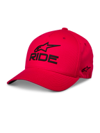 Alpinestars Ride Sonic Hat, casquette de baseball rouge, logo Alpinestars et inscription « RIDE » brodés en 3D noir, visière incurvée, couronne structurée, streetwear motorsport décontracté