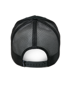 Casquette Trucker Alpinestars Ageless, noire, vue arrière, avec panneaux arrière en maille noire, fermeture snapback réglable et petite étiquette logo Astars à l'arrière, couvre-chef décontracté inspiré du sport automobile