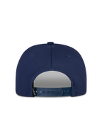 Casquette Snapback Alpinestars Thickness, bleu marine, vue arrière avec fermeture snapback ajustable et petite étiquette noire avec logo Astars, construction en sergé de coton structuré