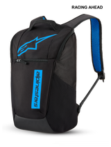 Sac à dos Alpinestars Defcon V3, petit sac à dos quotidien, noir et bleu, arborant un logo étoile bleu vif et un marquage textuel vertical, poche avant zippée et bretelles rembourrées en maille aérée bleue, design sportswear durable