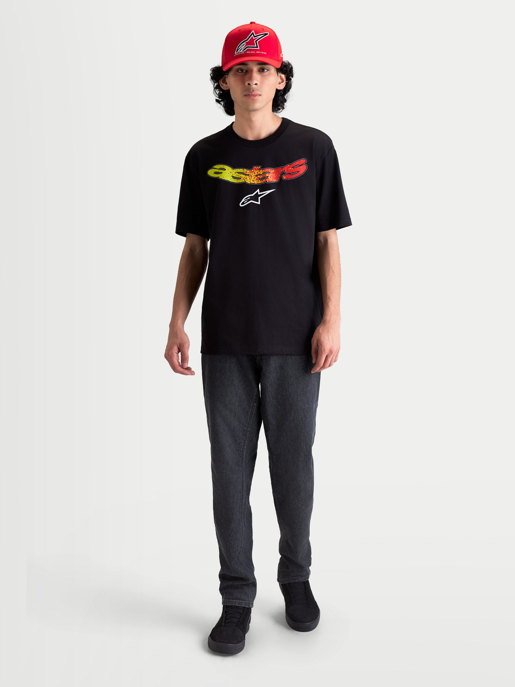 Alpinestars T-Shirt Elliptogrit CSF, t-shirt à manches courtes pour homme, noir avec logo Astars en dégradé jaune et rouge, vêtement sportswear décontracté, mélange coton-polyester