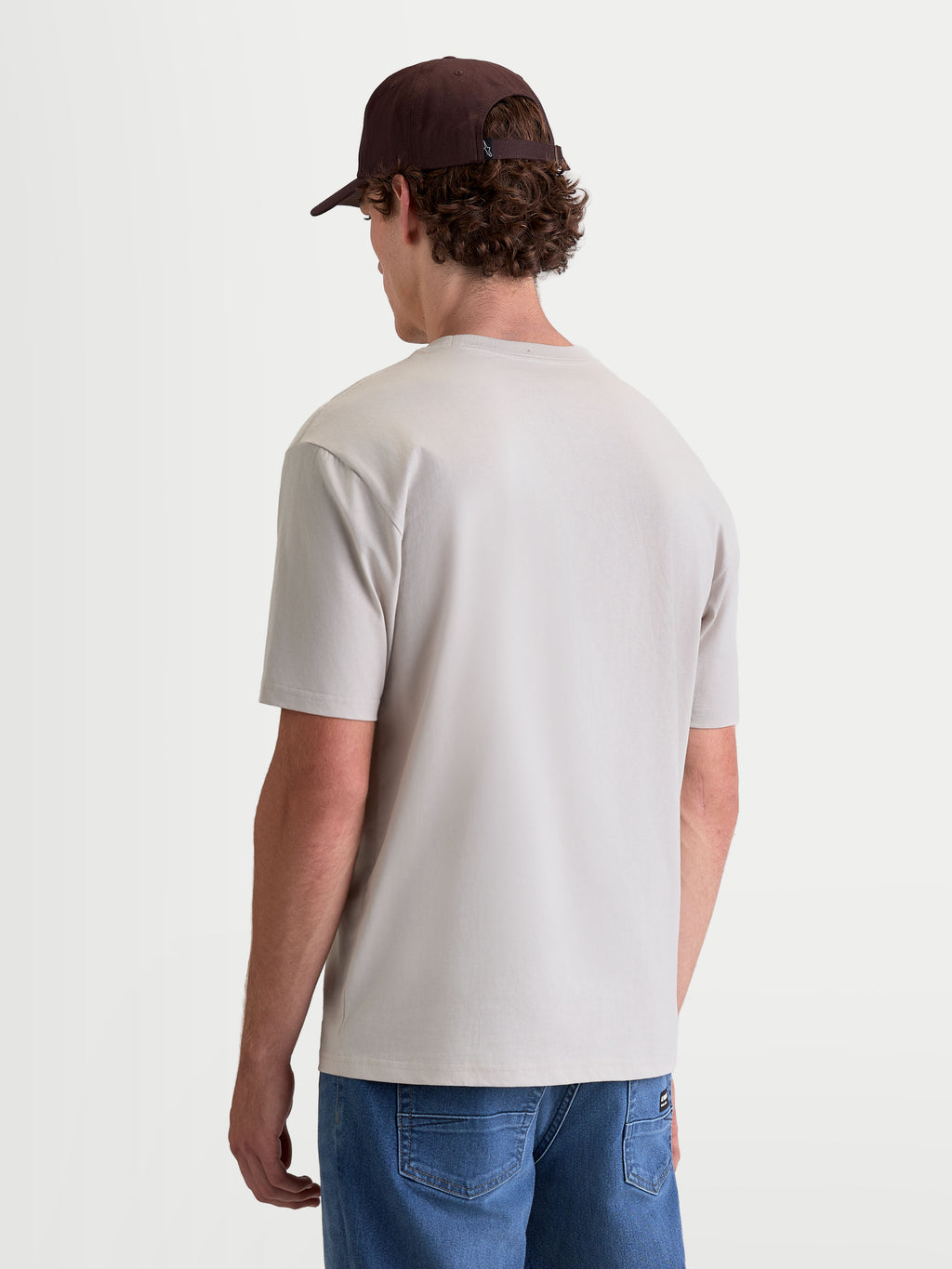 Alpinestars t-shirt Elliptogrit CSF, t-shirt de sportswear à manches courtes pour homme, gris ciment, vue de dos sur modèle, mélange de coton premium pour un style décontracté