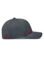 Alpinestars Points Casquette, casquette de sportswear gris foncé, vue de profil avec logos rouges en impression HD et tissu en nylon tactel.