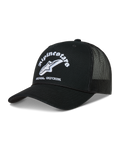 Alpinestars Baron Trucker, casquette trucker de sportswear noire et blanche, visière courbée et arrière en maille mesh respirante avec logo brodé.