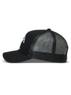 Alpinestars Baron Trucker, casquette trucker noire, visière courbée et maille respirante, style sportswear.