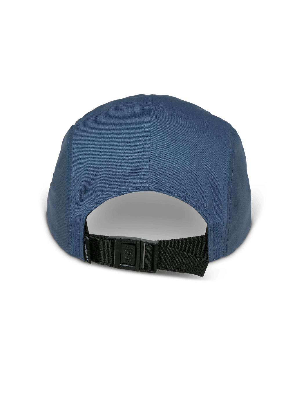 Casquette Peasy Alpinestars, casquette jockey à 5 panneaux, bleu, vue arrière montrant la sangle réglable avec boucle à clip noire et couronne non structurée, tissu en sergé, style streetwear décontracté inspiré des sports mécaniques