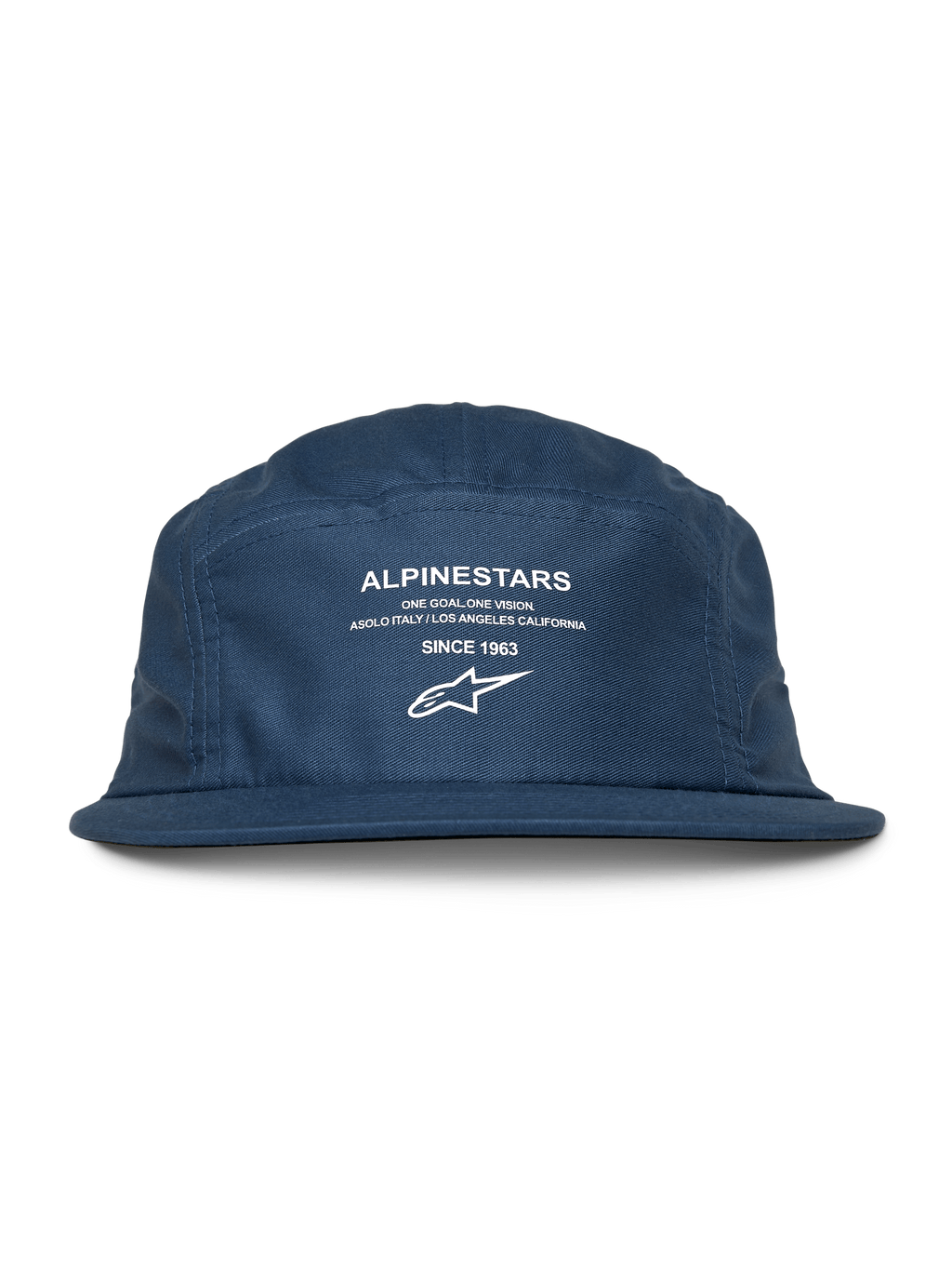 Casquette Alpinestars Peasy, casquette jockey à 5 panneaux, bleu, visière plate et couronne non structurée, graphique blanc à l'avant avec logo et texte « Since 1963 », couvre-chef décontracté d'inspiration sport automobile