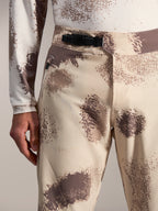 Short A-Dura Ride Sand Camo Alpinestars, fermeture à cliquet noire, vêtement technique durable pour le VTT.