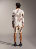 Maillot A-Dura Ride LS et short Alpinestars à motif camouflage sable, tenue de VTT complète, vue de dos.