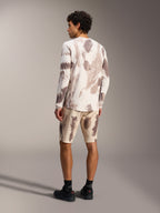 Maillot A-Dura Ride LS et short assorti en Sand Camo, équipement de VTT technique au motif camouflage texturé.