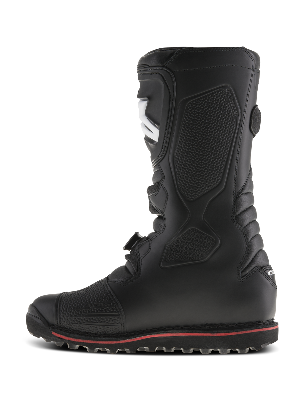 Bottes Alpinestars Tech-T, bottes de moto de trial, noires avec une fine bande rouge sur la semelle, vue de profil, avec plaque tibiale ergonomique et panneaux texturés pour l'adhérence aux repose-pieds, construction en cuir durable pour le tout-terrain