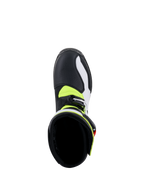 Bottes Alpinestars Tech-T, bottes de moto de trial, blanc, rouge, jaune fluorescent et noir, vue de dessus de l'intérieur de la botte, montrant la doublure noire rembourrée, les accents jaune fluo et la fermeture à boucle argentée