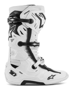 Bottes Alpinestars Tech 10 Supervented, bottes de motocross tout-terrain, blanches et noires, avec plusieurs boucles réglables, panneaux de ventilation perforés et un design montant robuste et protecteur