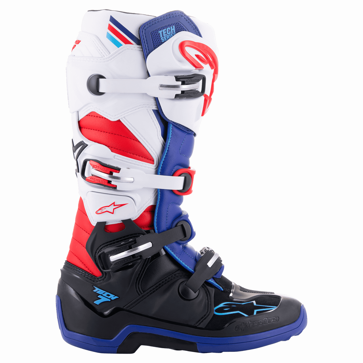 Bottes Alpinestars Tech 7, bottes de motocross tout-terrain, rouges, blanches, bleues et noires, dotées de quatre sangles réglables à boucles, panneaux de protection en TPU, semelle en caoutchouc robuste et logo Alpinestars avec l'étoile