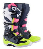 Bottes Alpinestars Tech 7, bottes de motocross, gris foncé, bleu foncé, rose fluo et jaune fluo, dotées d'un système de fermeture à boucles multiples, de panneaux de protection en TPU et du logo Alpinestars pour le tout-terrain
