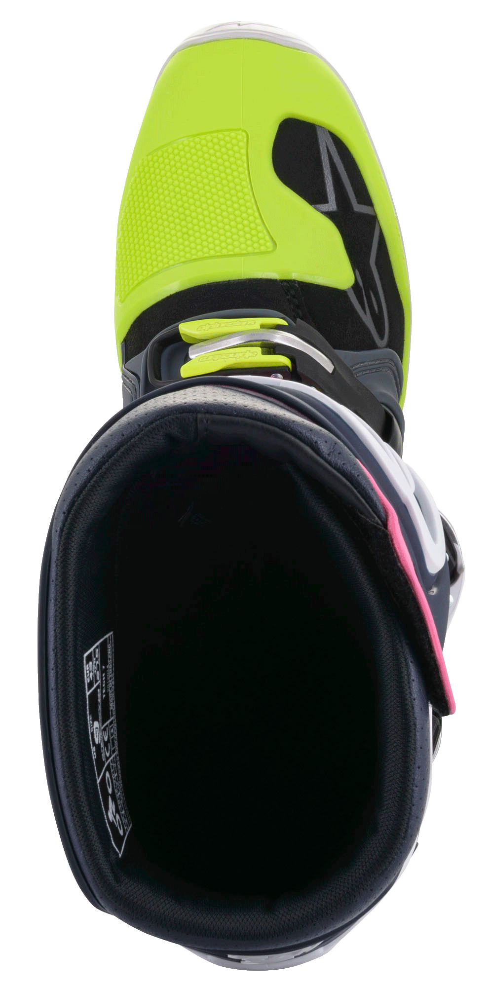 Bottes Alpinestars Tech 7, bottes de motocross, gris foncé, bleu foncé et rose fluo avec des accents jaune vif, vue de dessus de l'intérieur du col, mettant en évidence la fermeture par boucles et la zone des orteils renforcée.