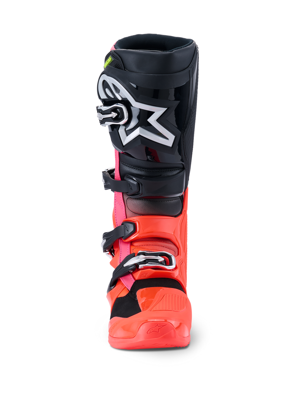 Bottes Alpinestars Tech 7, bottes de motocross, noir, rouge fluo et rose fluo, vue de face présentant une plaque tibiale noire avec un grand logo Astars blanc, une structure inférieure rouge et rose fluorescent et un système de fermeture à boucles argentées